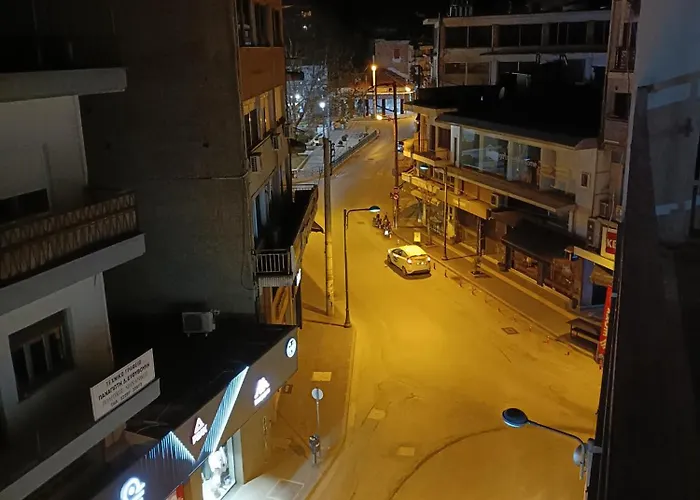 Apartmán 54 στη καρδιά της δράμας - 54 In The Heart Of *