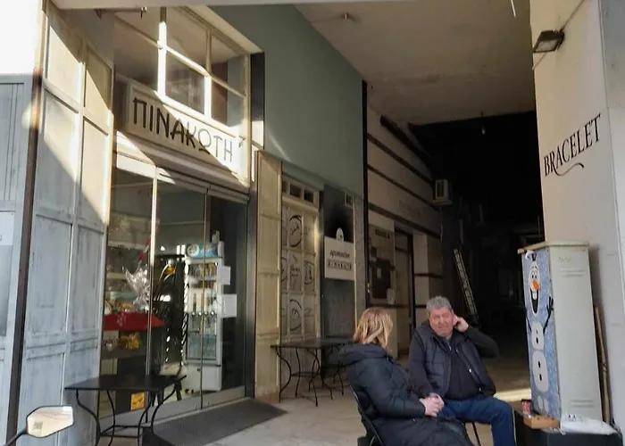 Apartmán 54 στη καρδιά της δράμας - 54 In The Heart Of